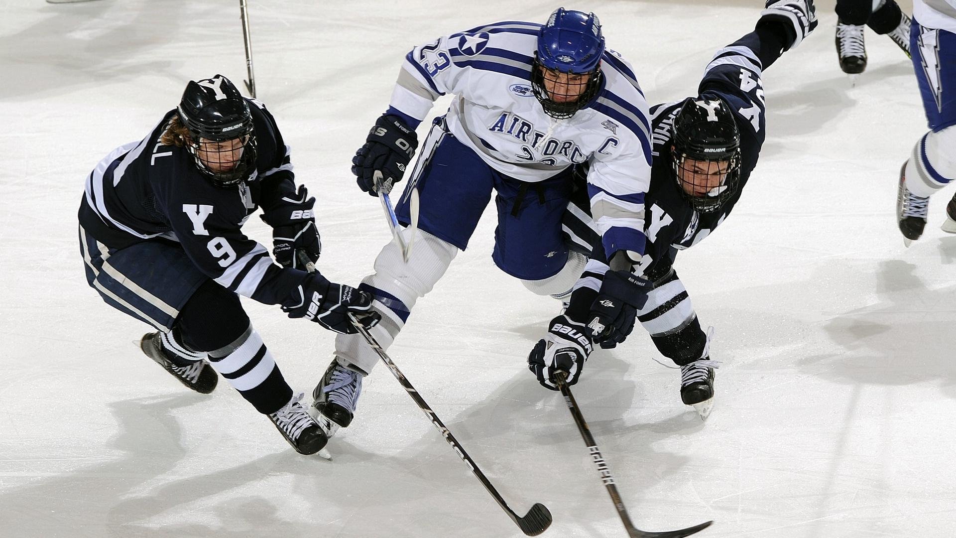 “德甲高潮不断,决战战火一触即发”,德甲收官战